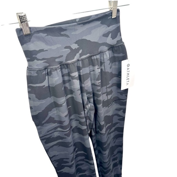 Athleta Salutation Camo Jogger XS Petite - Picture 7 of 15